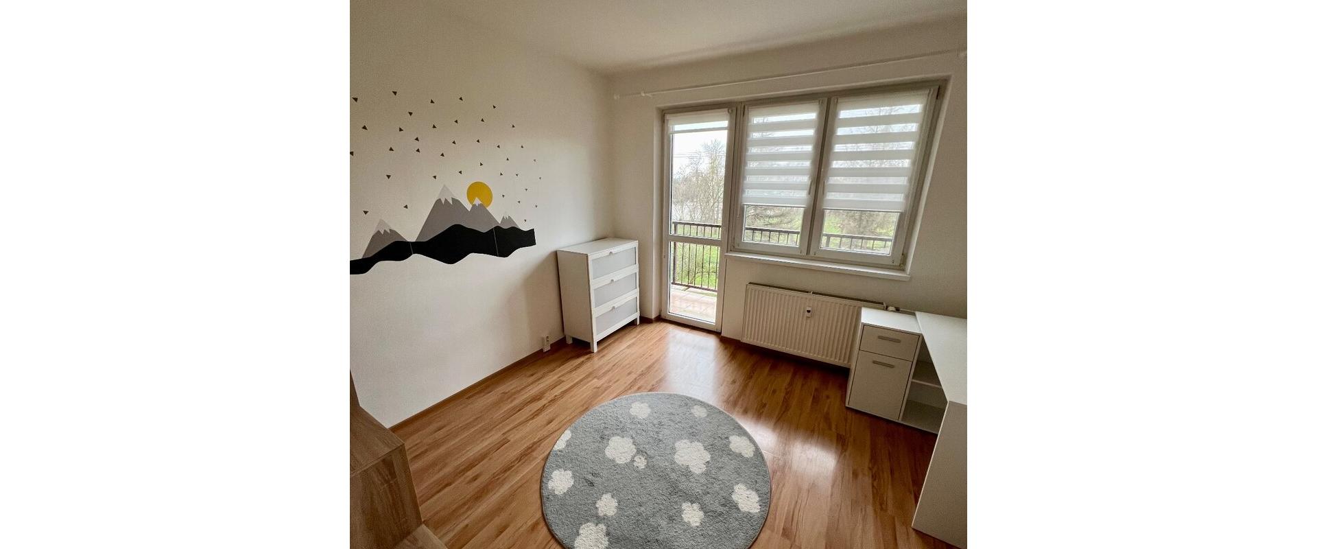 🌿 BÝVANIE PRI ZELENI NA TERASE – ZARIADENÝ 3-IZBOVÝ BYT S BALKÓNOM