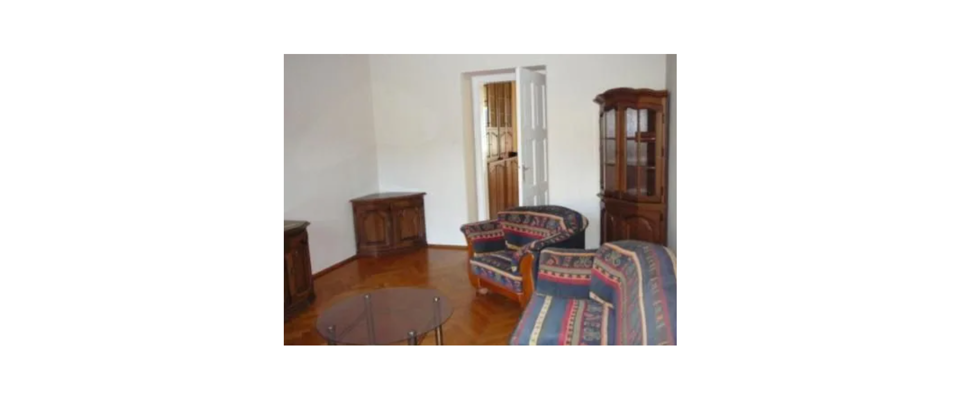 Predám 3-izbový historický byt v centre na Starej Baštovej