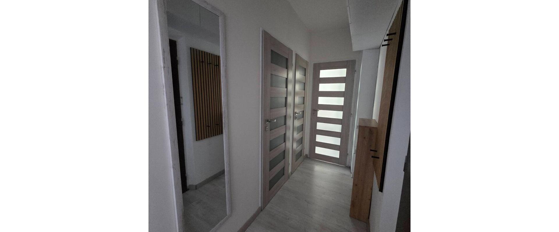 ZARIADENÝ 2-IZBOVÝ BYT S LODŽIOU A KLIMATIZÁCIOU NA TERASE – KEŽMARSKÁ, KOŠICE