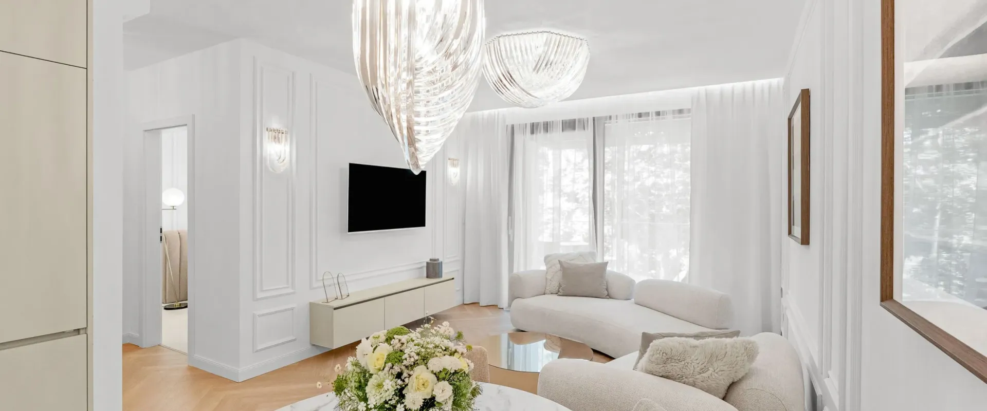 PREDAJ | DIZAJNOVÝ 2-IZBOVÝ APARTMÁN PÍNIA | VÝHĽAD NA SĹŇAVU