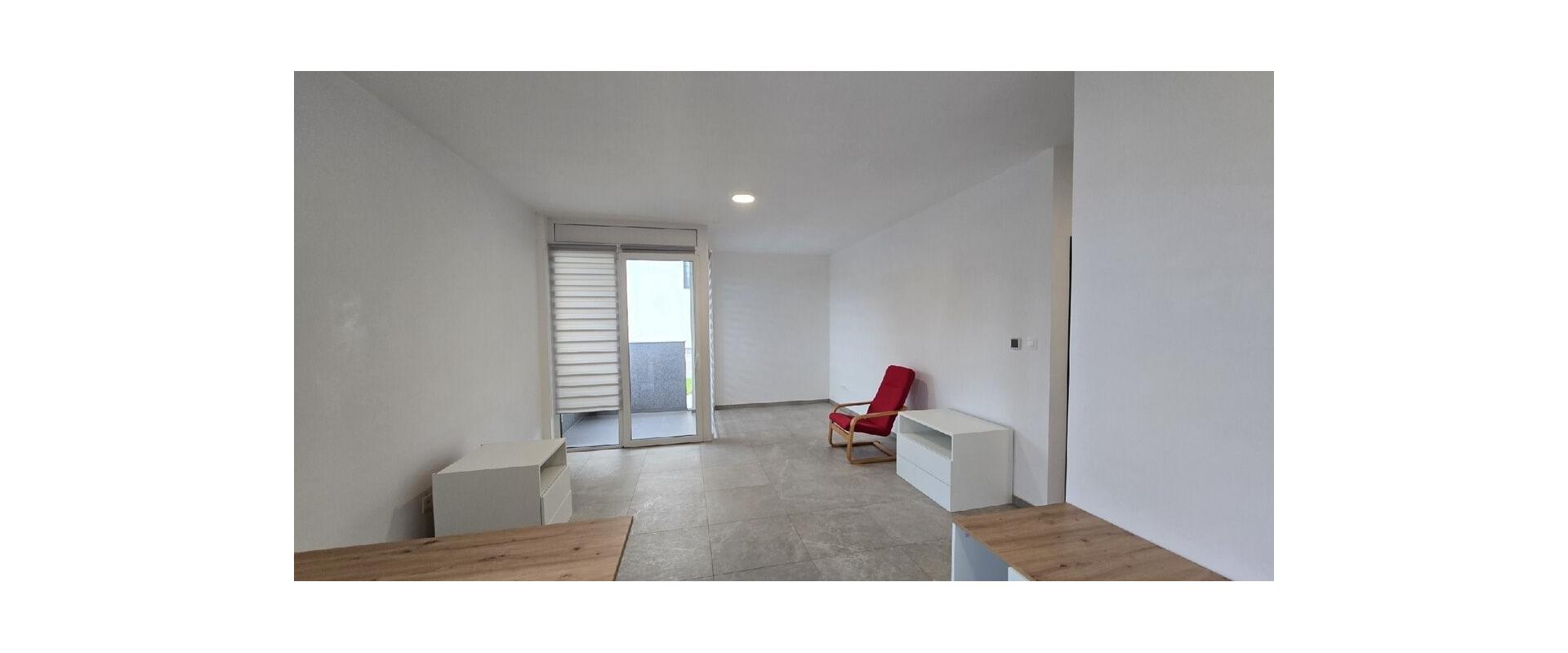 Prenajmem 2-izbový byt s balkónom