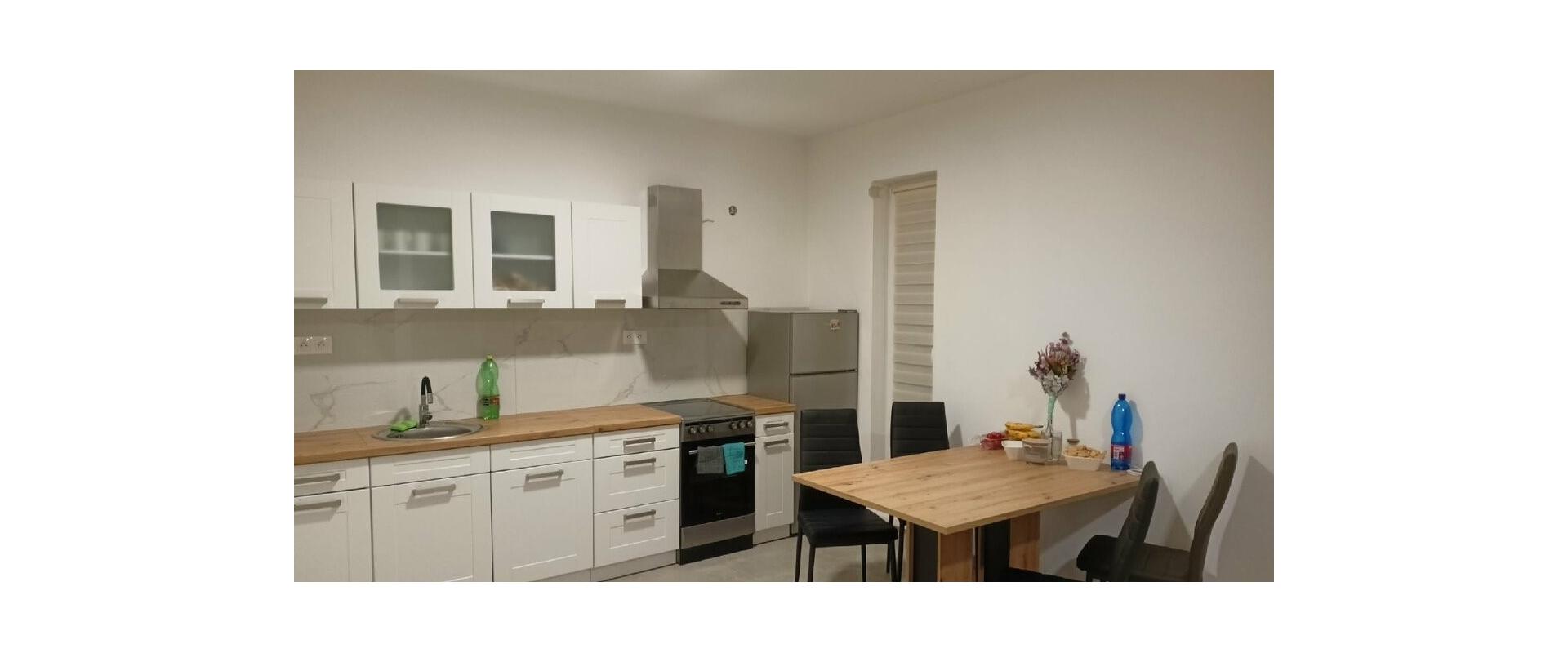 Prenajmem 2-izbový byt s balkónom