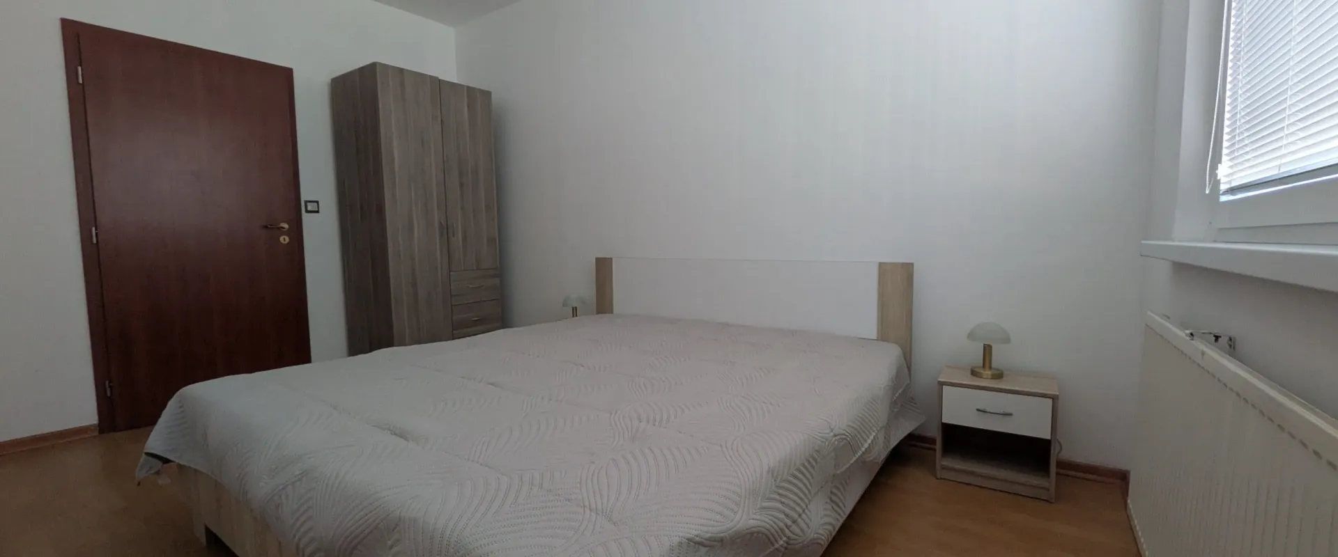 Prenájom svetlého 3 izbového bytu