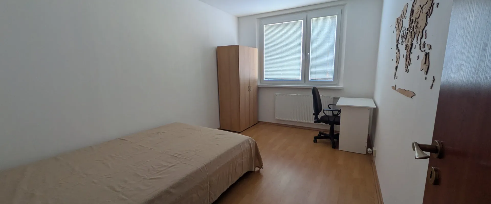 Prenájom svetlého 3 izbového bytu