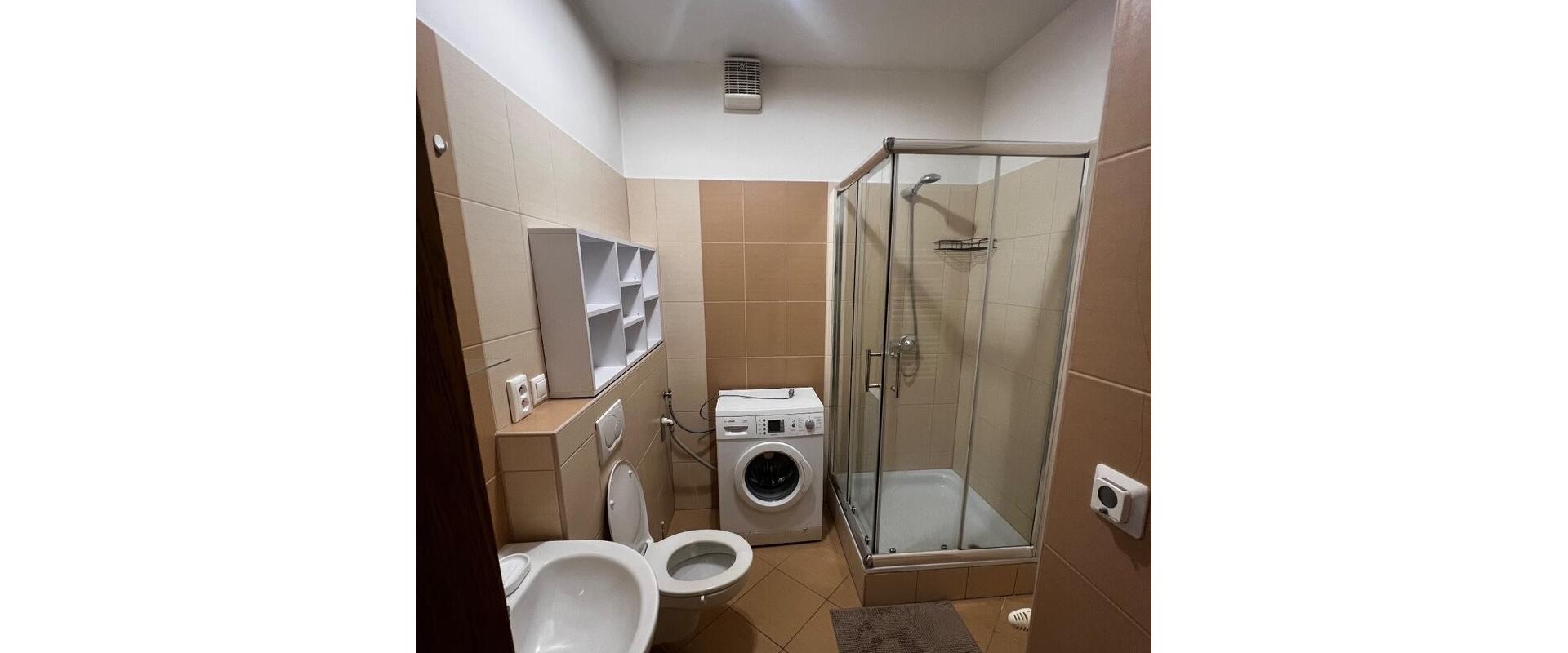 Na prenájom 2-izbový byt s lodžiou - Belveder, Banská Bystrica