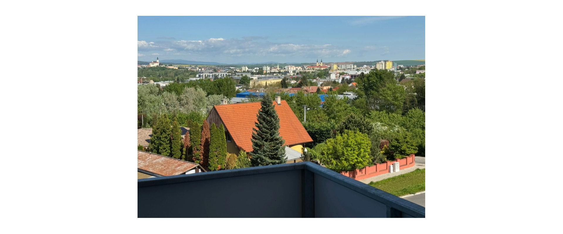 Bývanie v novostavbe s balkónom a vlastným parkovaním-Hornostavská ulica, Zelené dvory