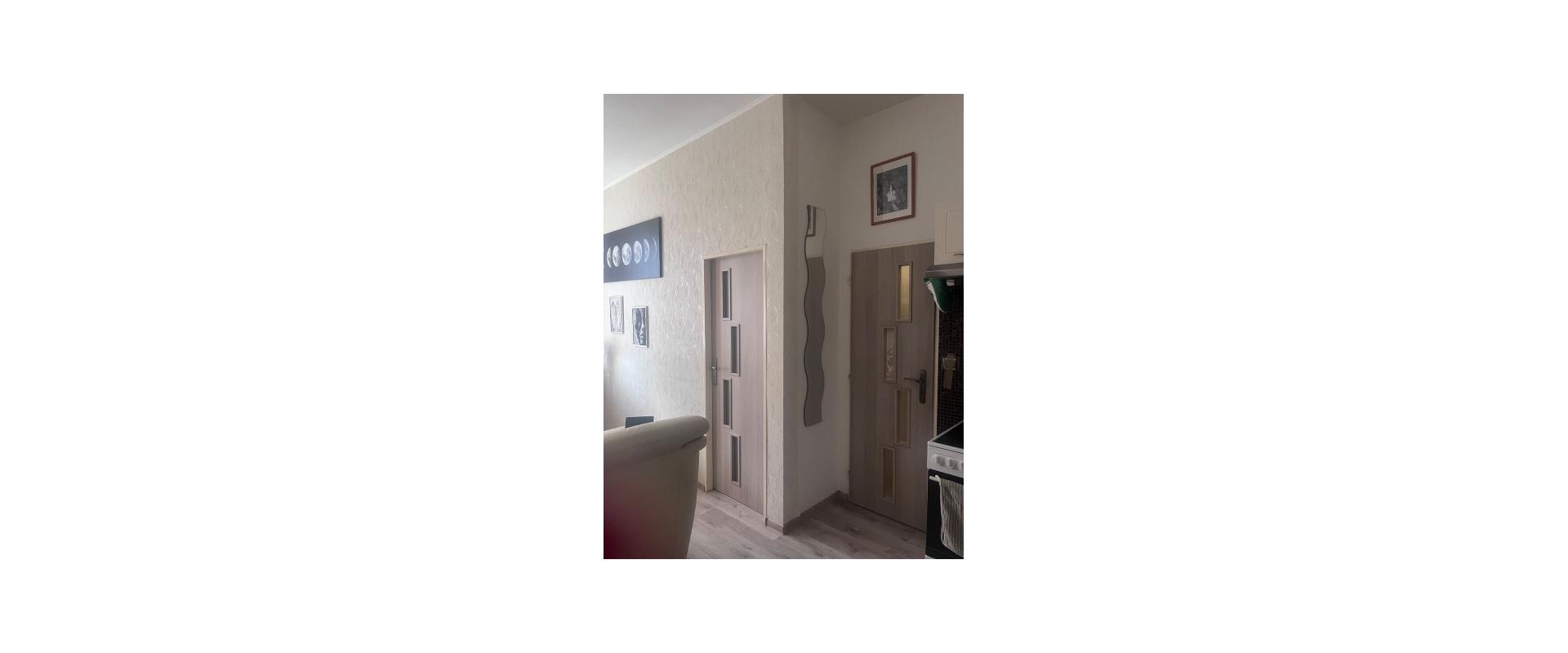 Na predaj 1-izbový byt s vlastným parkovacím miestom