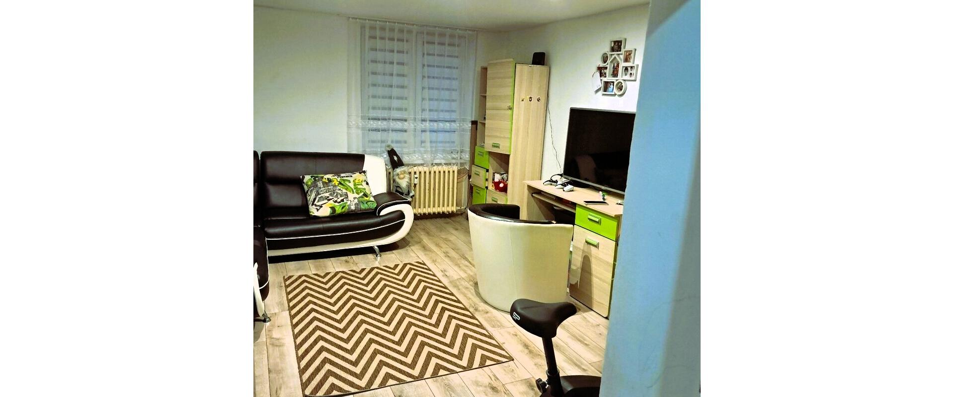 VÝHODNÁ KÚPA! 3-IZBOVÝ BYT, 82 m² ZA 65 000 €