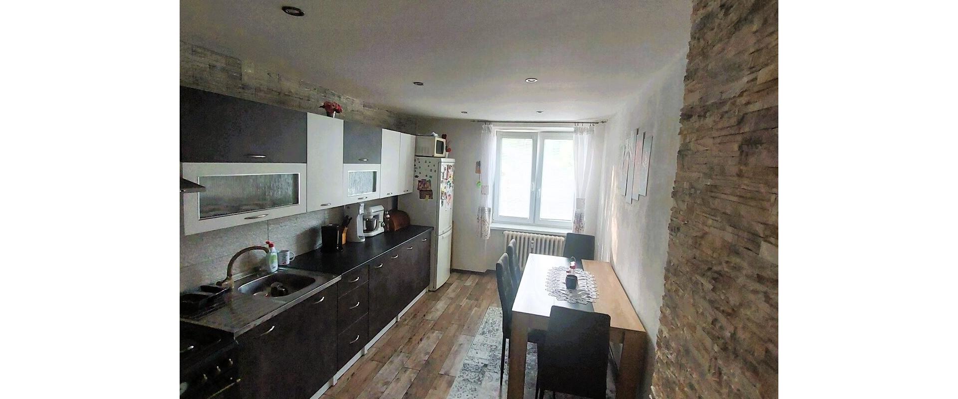 VÝHODNÁ KÚPA! 3-IZBOVÝ BYT, 82 m² ZA 65 000 €