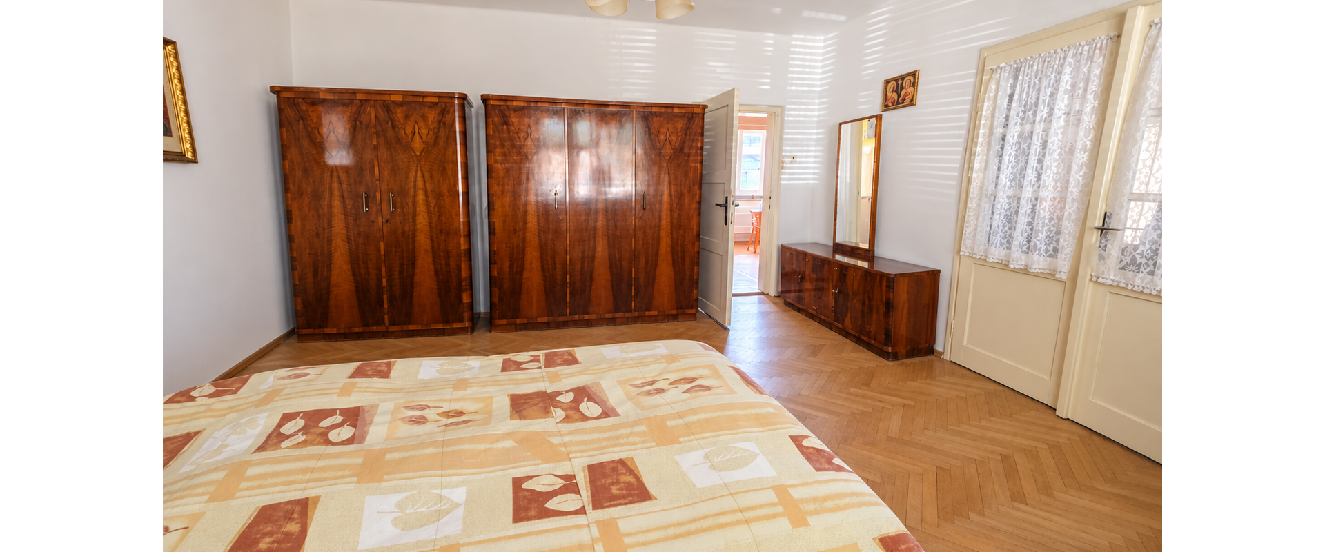Dvojgeneračný rodinný dom s pozemkom 865 m² – Hlohovec