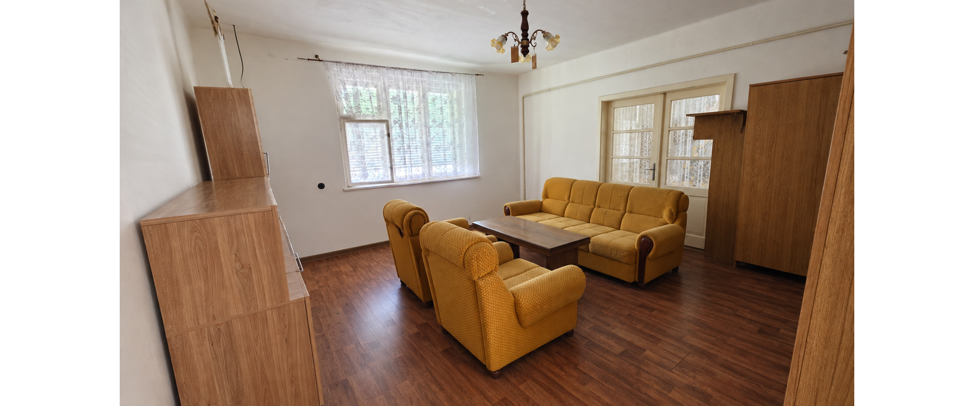 Dvojgeneračný rodinný dom s pozemkom 865 m² – Hlohovec