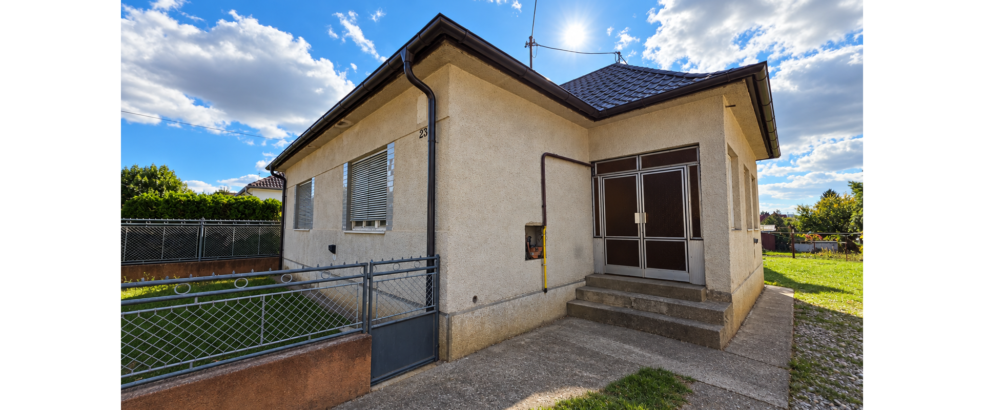 Dvojgeneračný rodinný dom s pozemkom 865 m² – Hlohovec