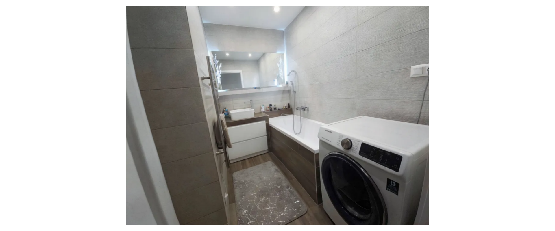 Prémiový 3-izbový byt s balkónom, lodžiou