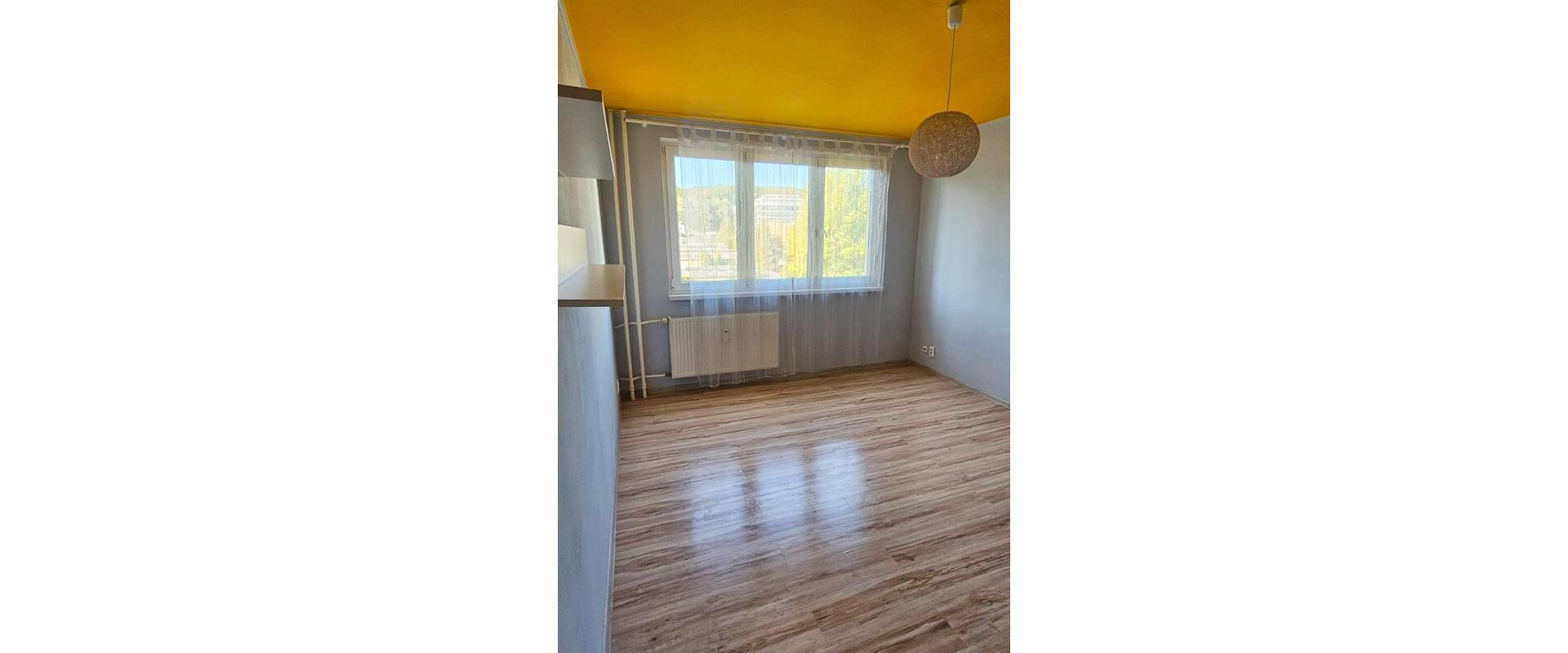 SLNEČNÝ 3-IZBOVÝ BYT PO KOMPLETNEJ REKONŠTRUKCII | KOŠICE – TERASA