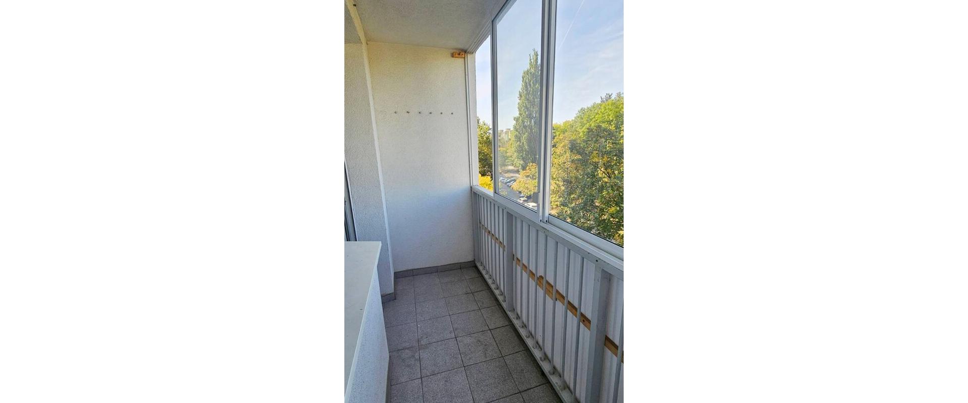 SLNEČNÝ 3-IZBOVÝ BYT PO KOMPLETNEJ REKONŠTRUKCII | KOŠICE – TERASA