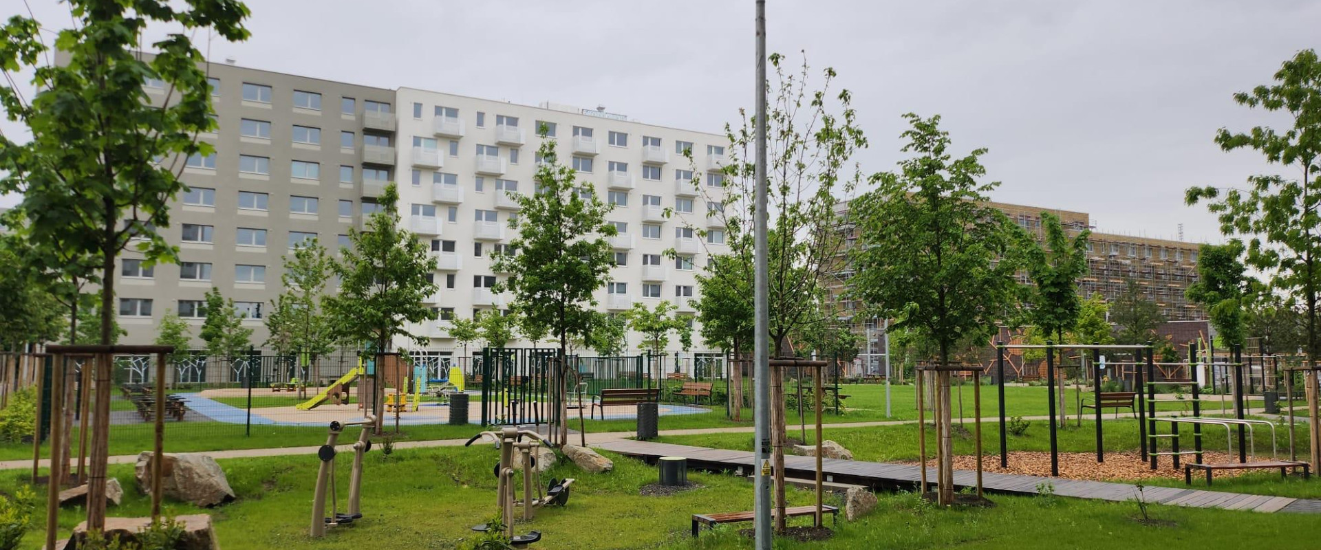 Prenájom 1 izbového bytu na Ovocných Sadoch s parkovacím miestom