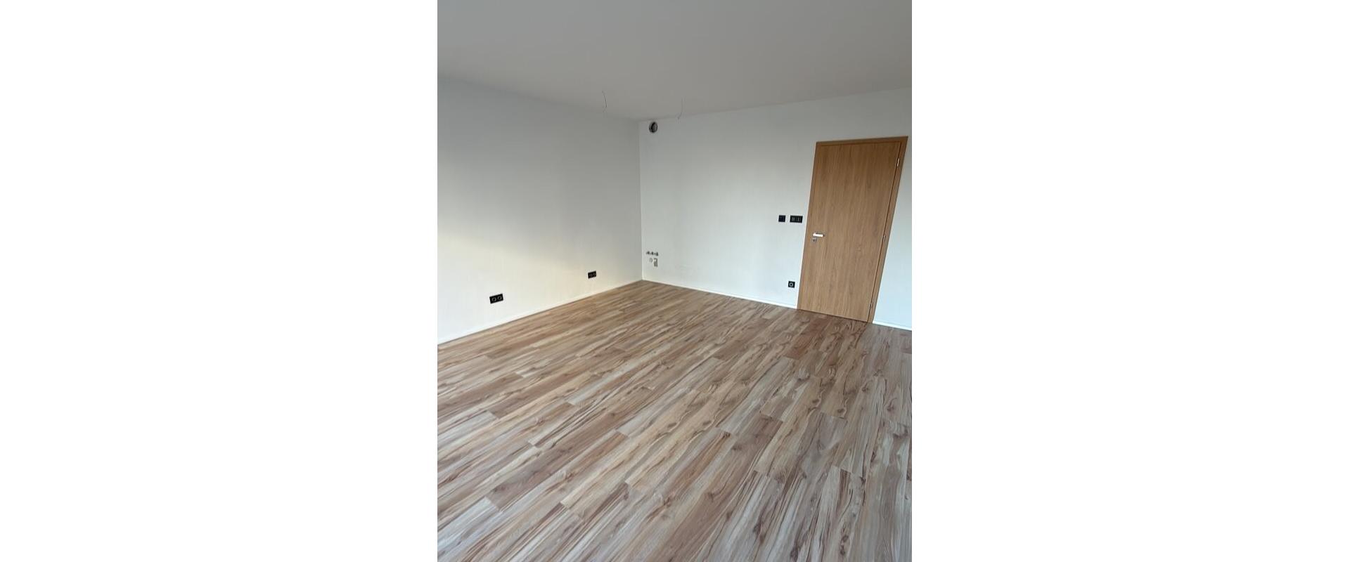 Predaj 3 izbový byt s loggiou a vlastným parkovacím miestom