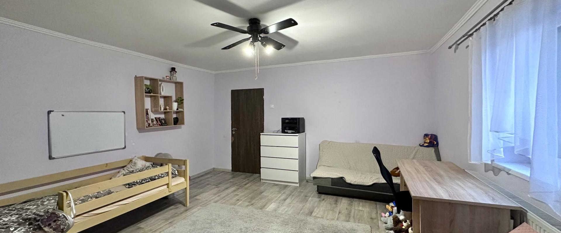 3-IZBOVÝ RODINNÝ DOM S VEĽKÝM POZEMKOM VHODNÝ NA PODNIKANIE
