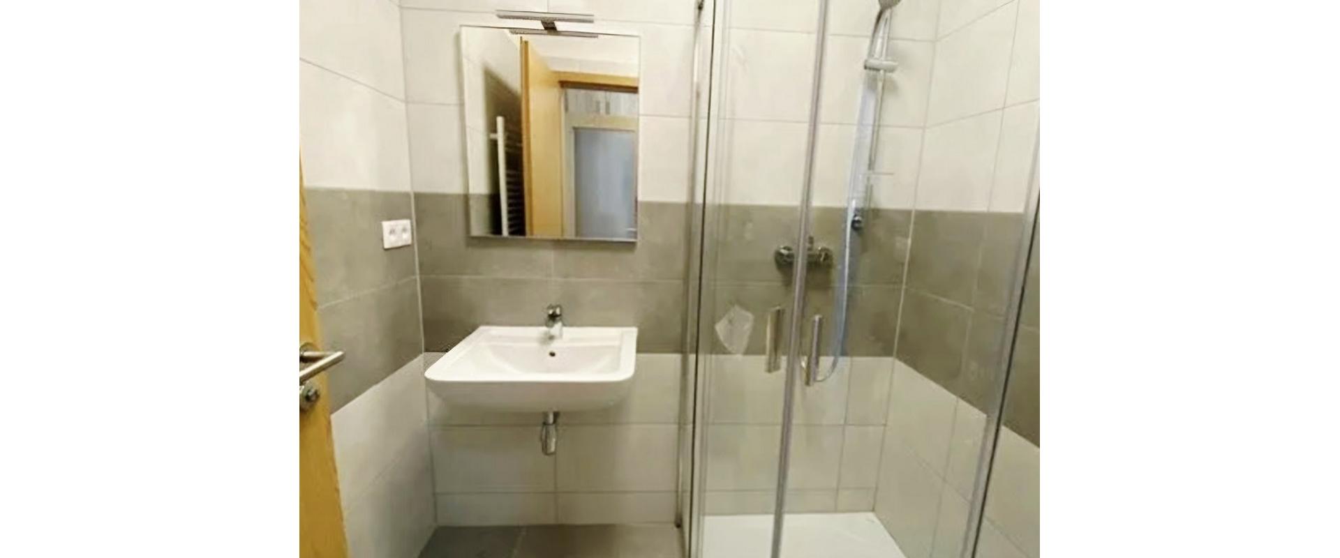 PREDAJ SLNEČNÝ 1-IZB.BYT S TERASOU ROVINKA