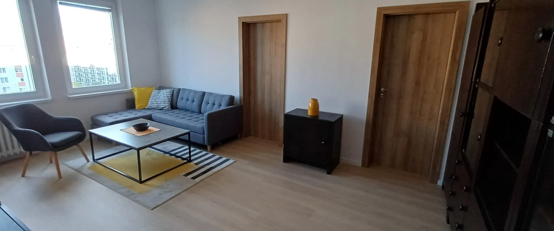 Prenájom slnečného 3-izbového bytu v žiadanej lokalite BA 3
