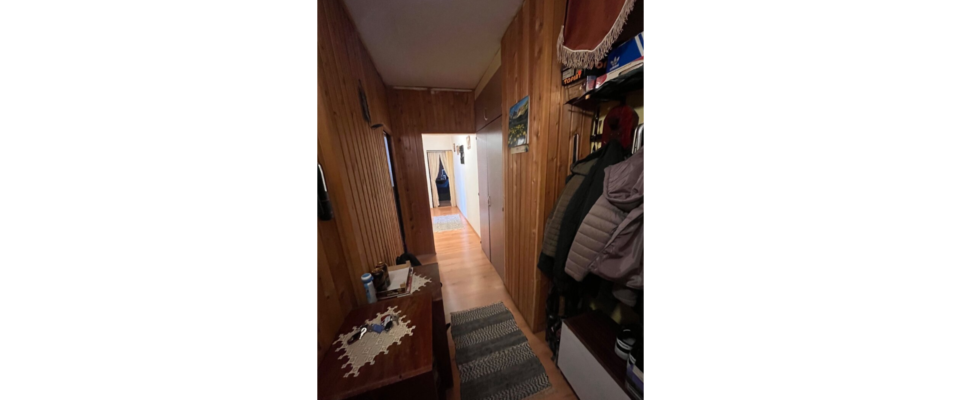 VEĽKÝ 2-IZBOVÝ BYT S DLHÝM BALKÓNOM CEZ DVE IZBY | 68 m² |