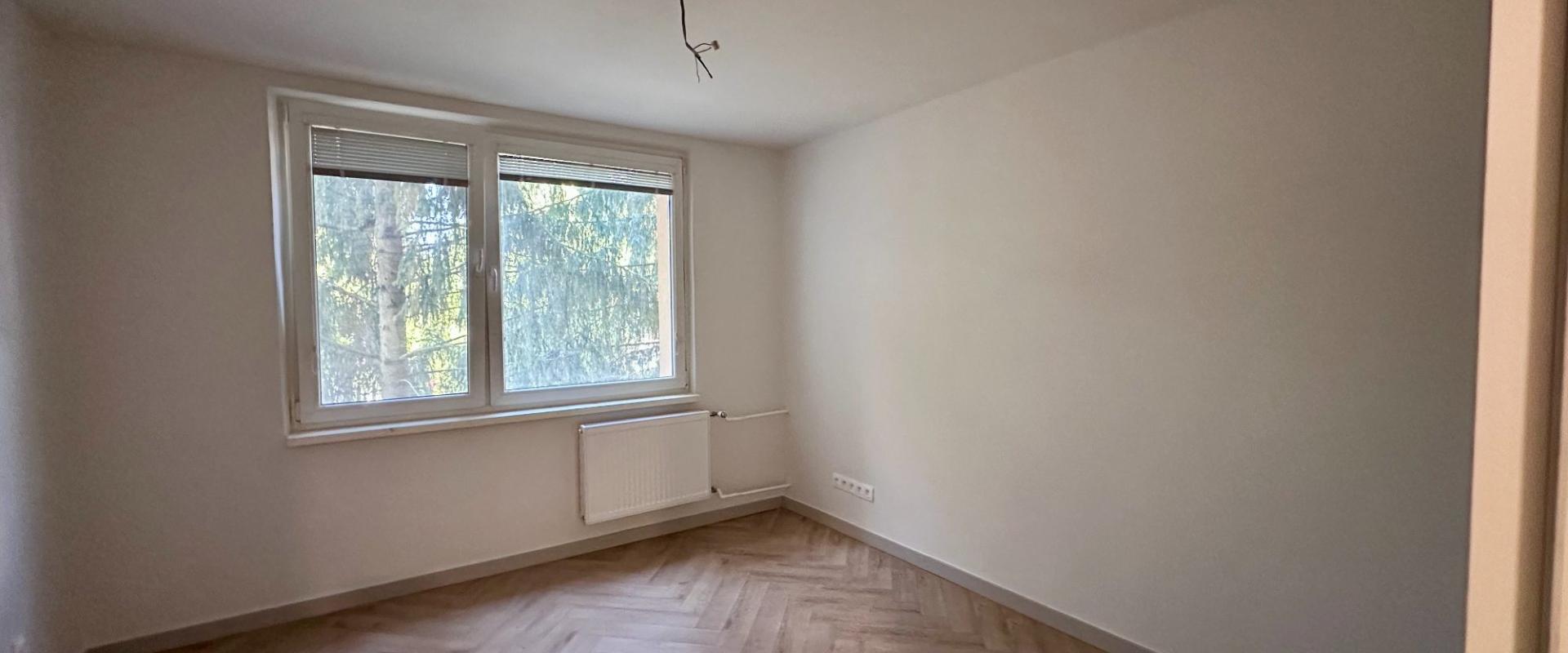 Kompletne zrekonštruovaný 3-izbový byt s balkónom