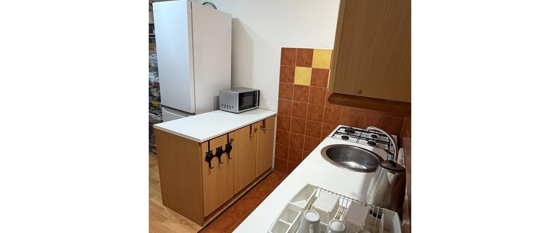 Kompletne zariadený 3-izbový byt s balkónom na Moldavskej ulici v Košiciach-Terasa