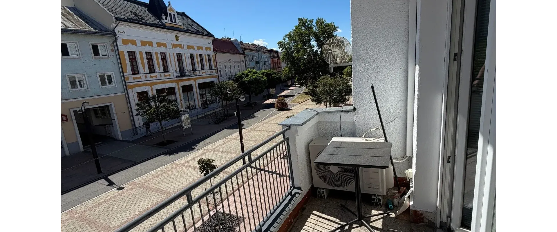 NA PREDAJ: Moderný 1,5-izbový byt priamo v centre Michaloviec