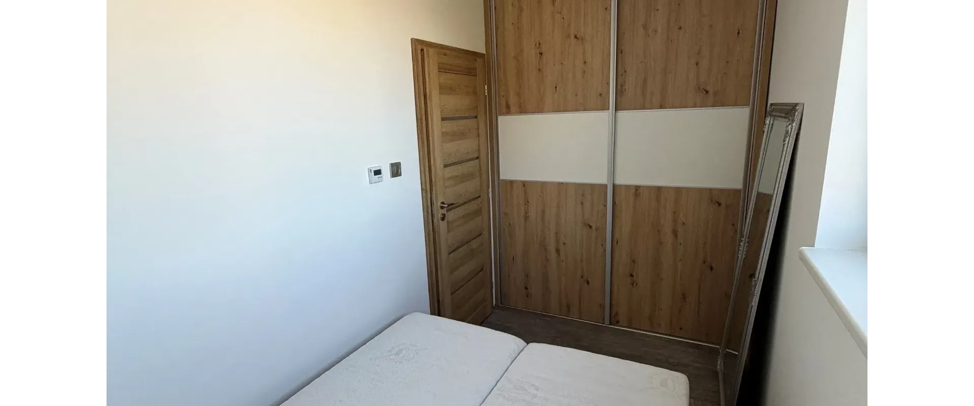 NA PREDAJ: Moderný 1,5-izbový byt priamo v centre Michaloviec