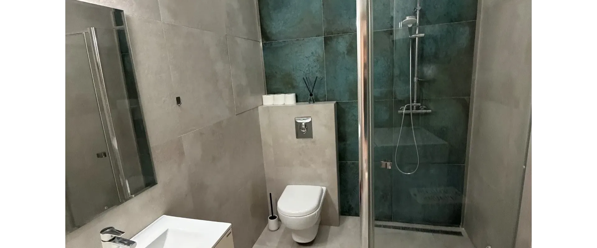 NA PREDAJ: Moderný 1,5-izbový byt priamo v centre Michaloviec