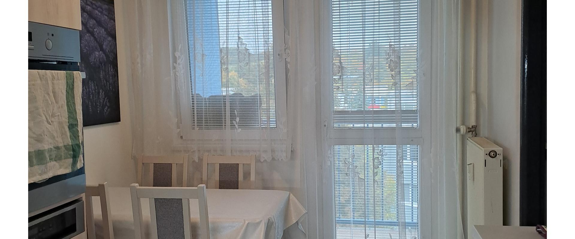 Slnečný, priestranný 3-izbový byt