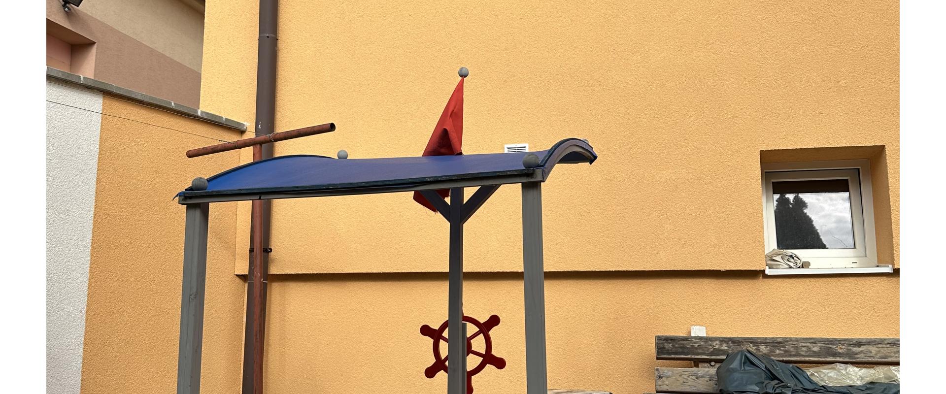 NOVÁ CENA ! Priestranný 5-izbový rodinný dom s dvoma garážami