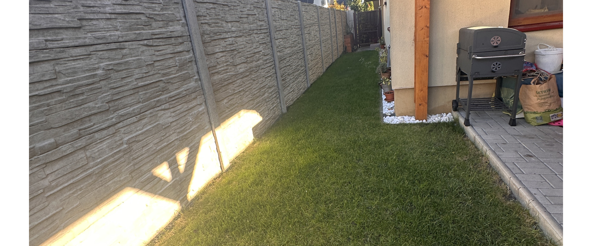 Na predaj 3-izbový byt so záhradkou  v Podunajských Biskupiciach na Perličkovej ulici