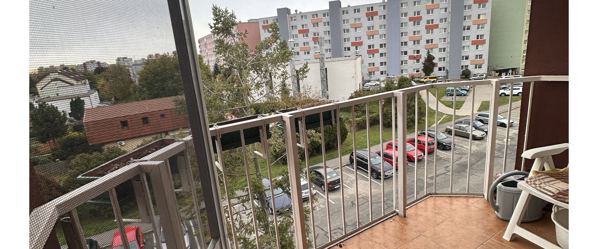 Na predaj 3-izbový byt vo Vrakúni s dvoma balkónmi