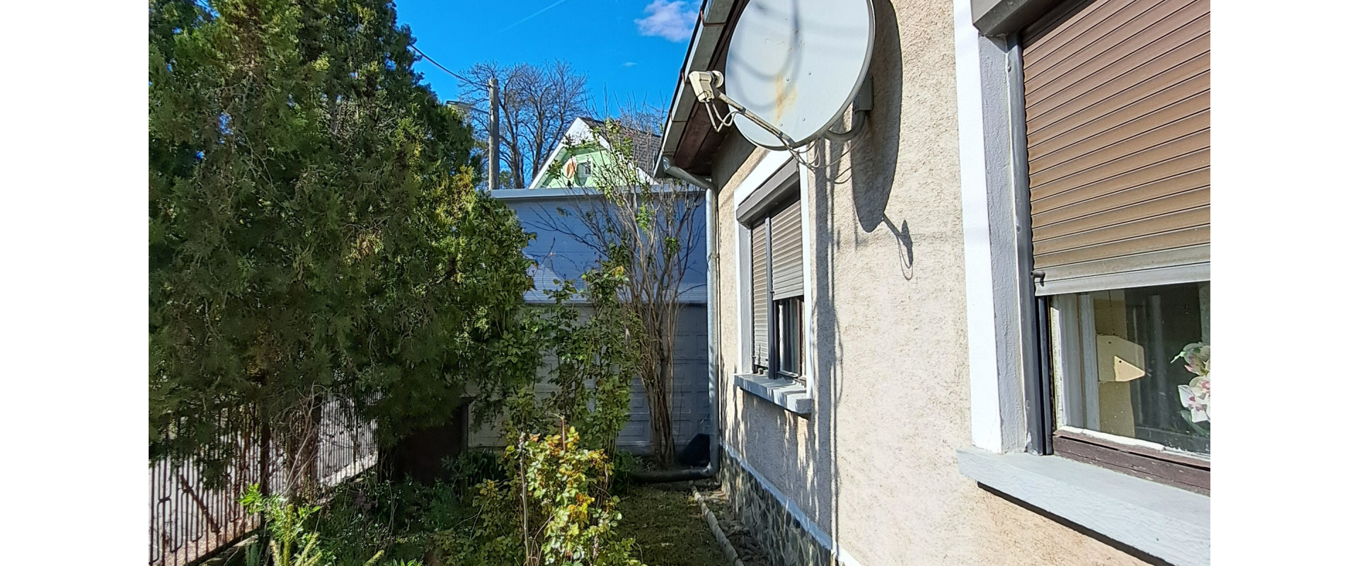 MALÝ DOM,VEĽKÁ PRÍLEŽITOSŤ – BAKA/TICHÁ LOKALITA/40 km od BA