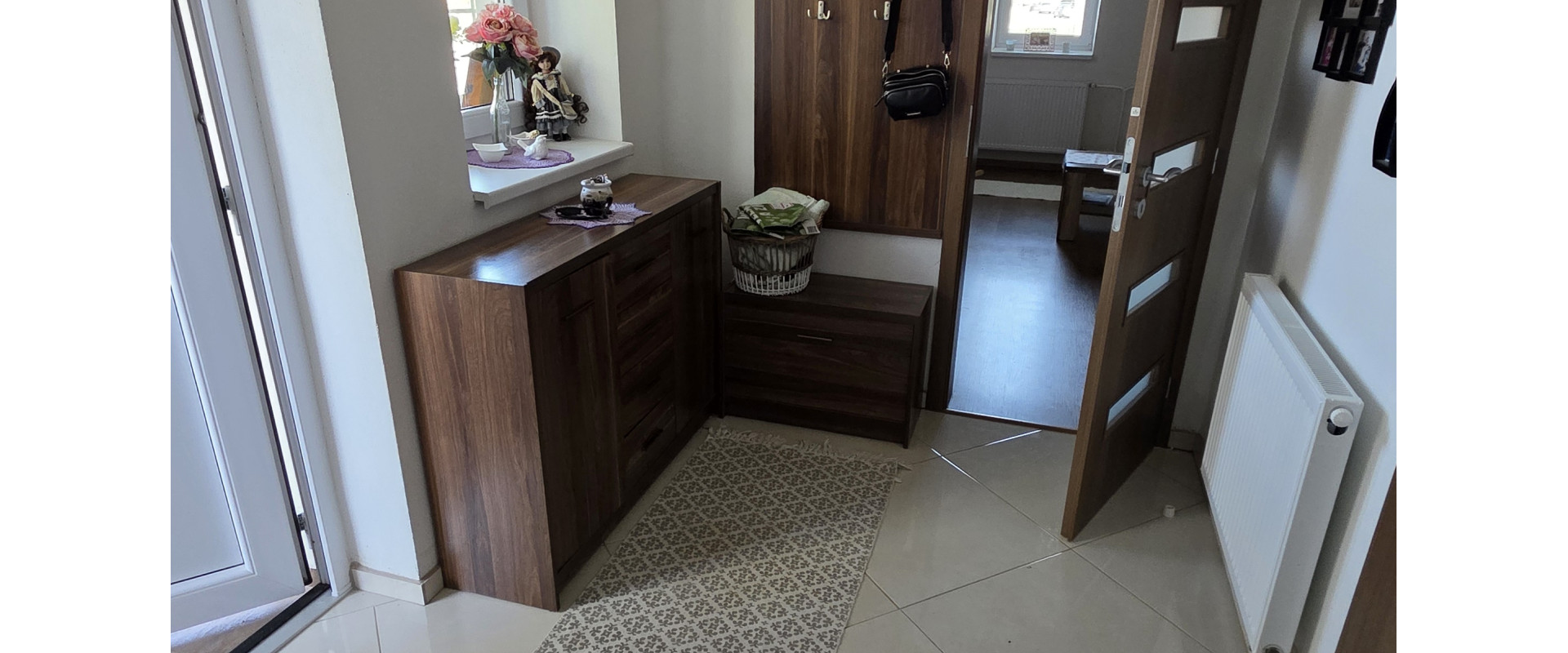 Zrekonštruovaný rodinný dom s veľkým pozemkom – Čaradice