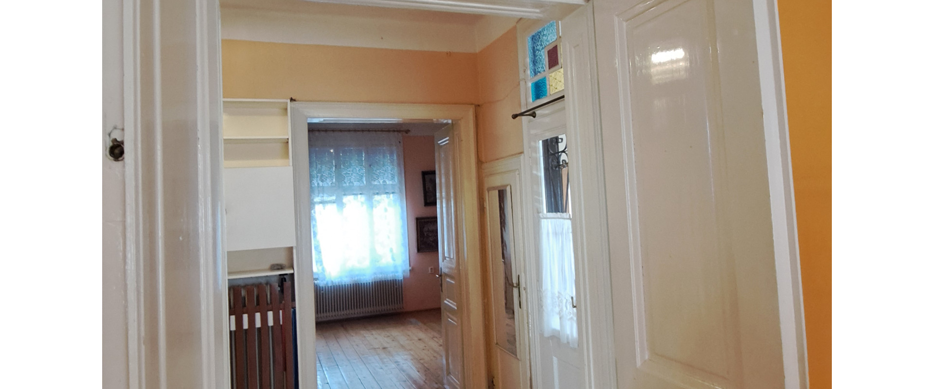 Romantické bývanie v centre Dun. Stredy s pekným pozemkom