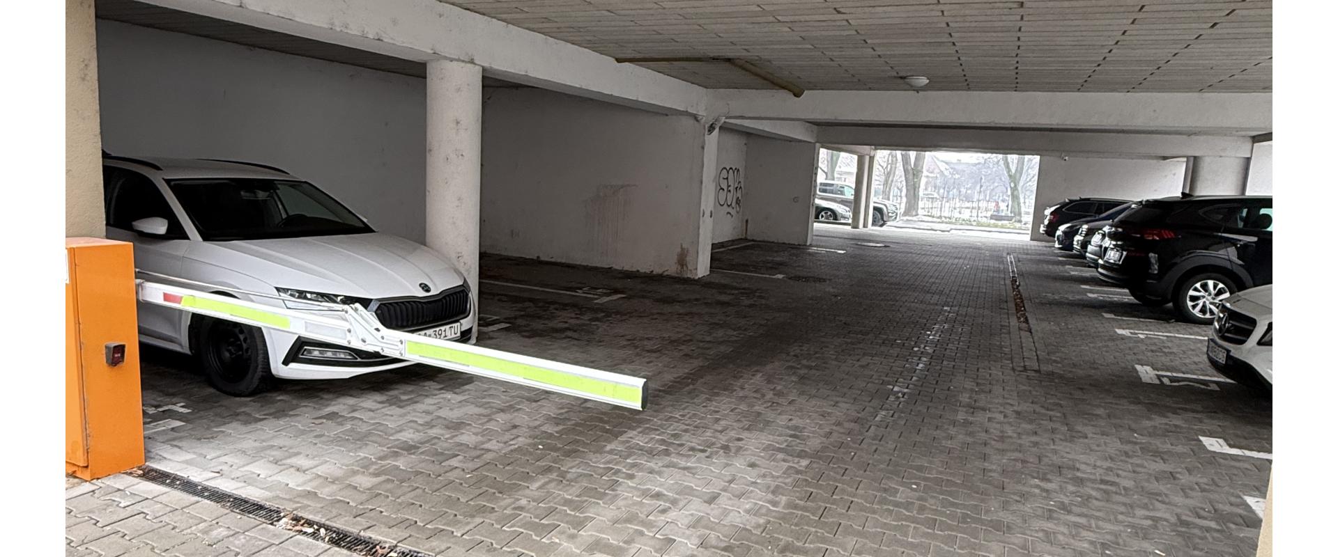 Na Prenájom-Garážové parkovacie miesto Šamorín- Gazdovský Rad