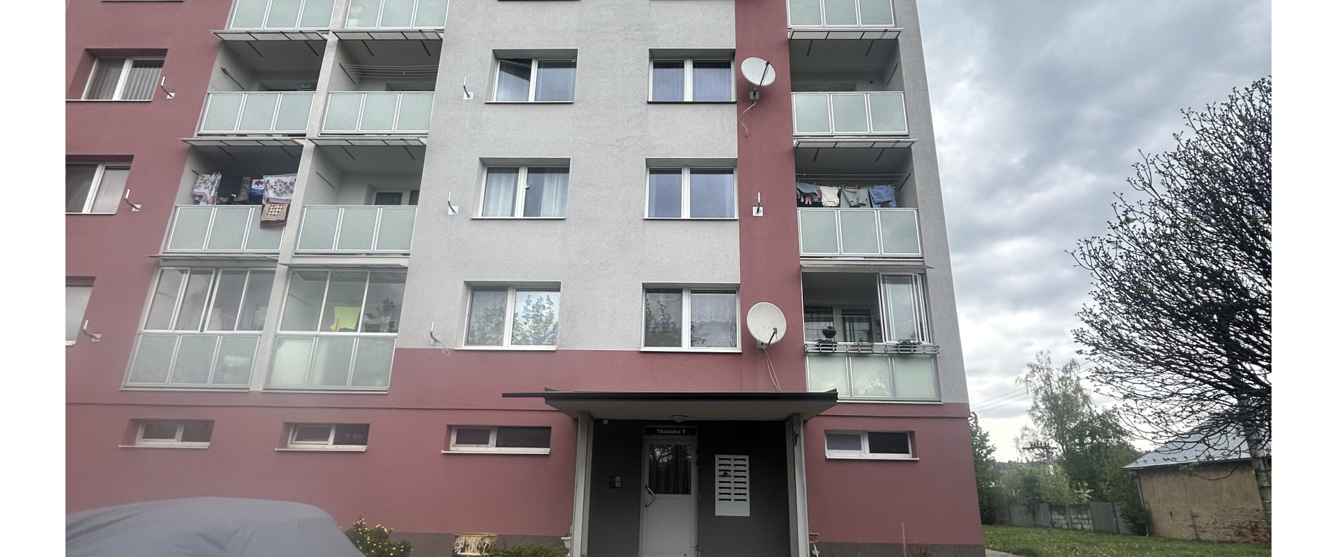 Na predaj: 2-izbový byt s balkónom-Spišská Nová Ves, Tkáčská