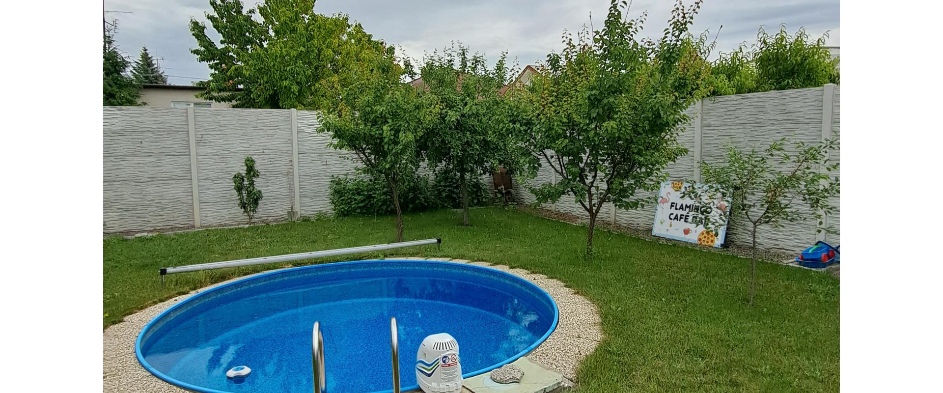 Penzión s bazénom a výrivkou 40 min od Bratislavy
