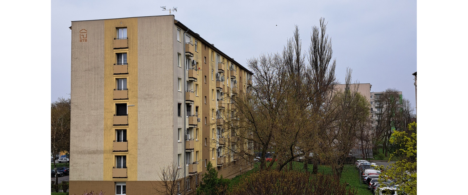 Bývanie v centre! 3-izb.byt v N.Zámkoch - aj ako investícia