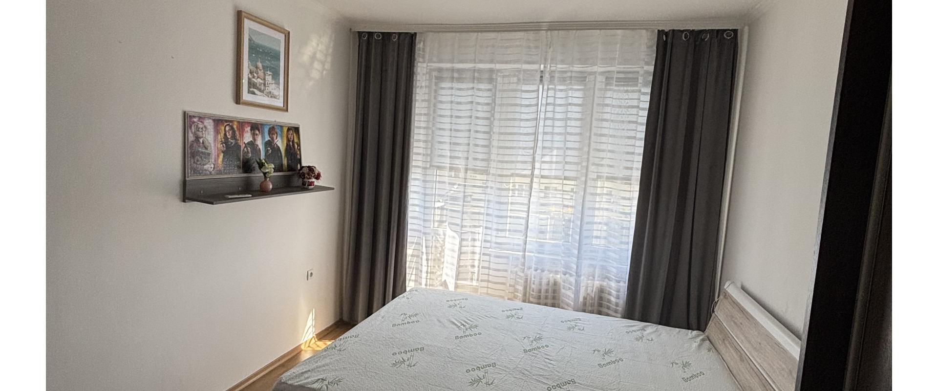 Prenájom priestranného 2-izbového bytu s balkónom na Severe