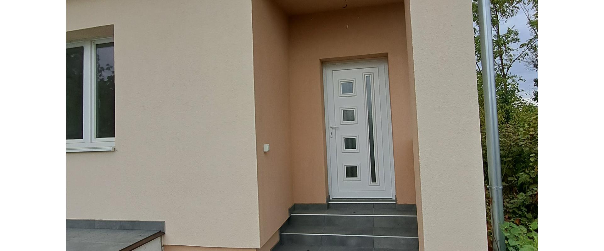 4-izbový rodinný/ víkendový/ dom v tichej obci Veľké Kosihy