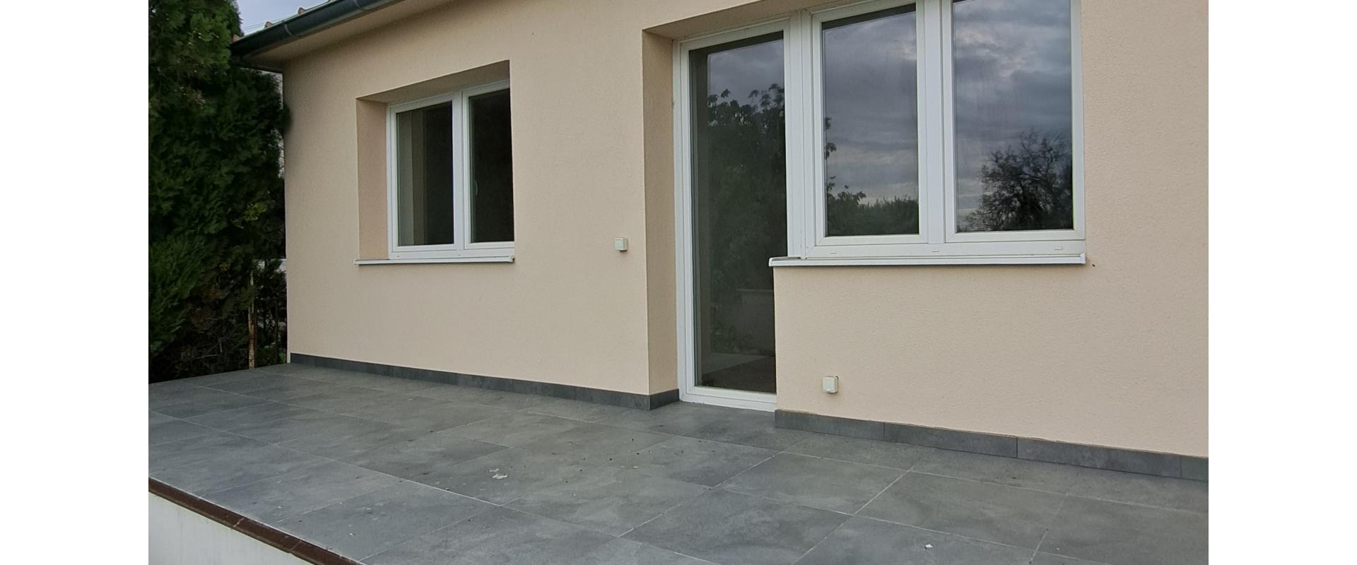 4-izbový rodinný/ víkendový/ dom v tichej obci Veľké Kosihy