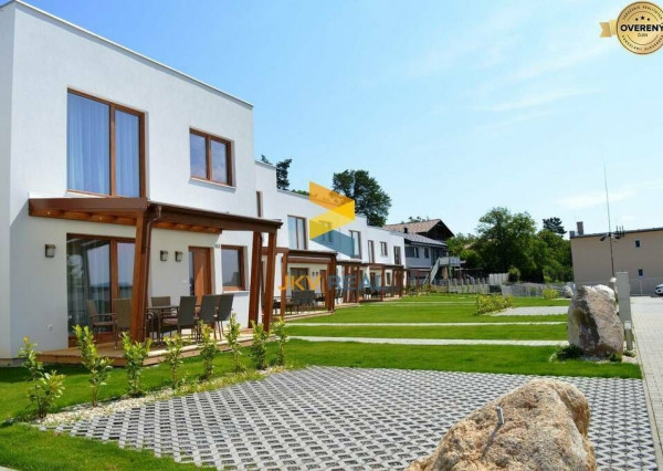 POSLEDNÝ VOĽNÝ DOM - Rodinný dom na prenájom v Porube