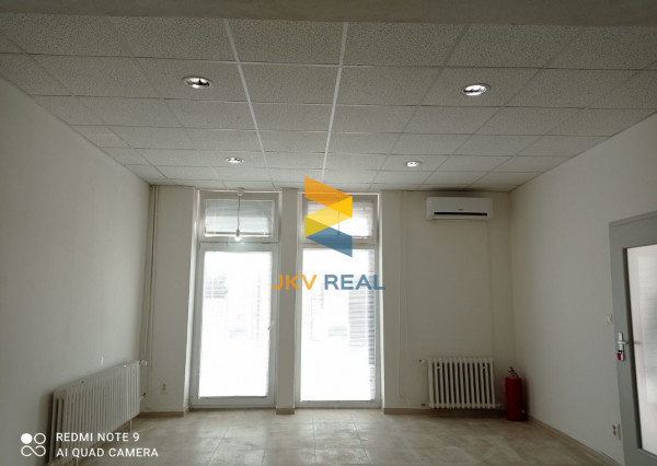 JKV REAL | Ponúkame na prenájom priestor v centre mesta Levice