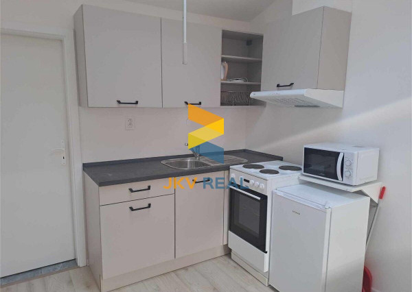 Garsónka na Zelenečskej ulici