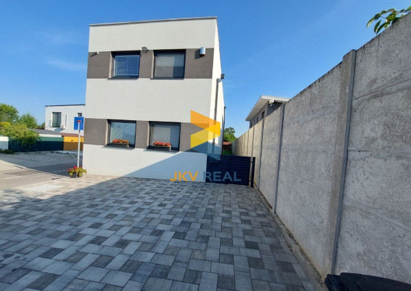3D obhliadka - 5 izb. Rodinná vila v Chorvátskom Grobe