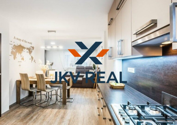 JKV Real ponúka predaj priestranný rodinný dom po čiastočnej rekonštrukcii v Malackách