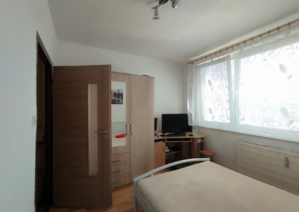 3 izbový byt na predaj so zvýhodnením + 1 izba naviac a balkón v obci Pukanec / JKV REAL